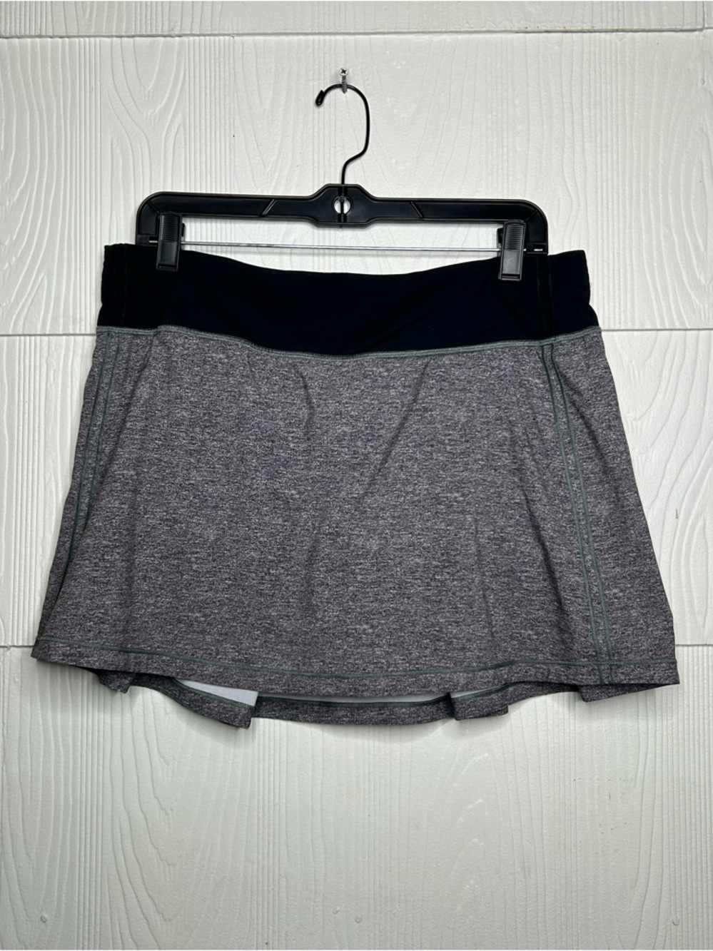 lululemon athletica Gray Heathered Skort with Black Waistband